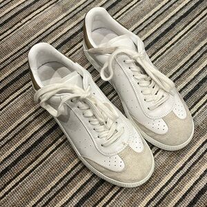 Barely worn Isabel Marant authentic sneaker.